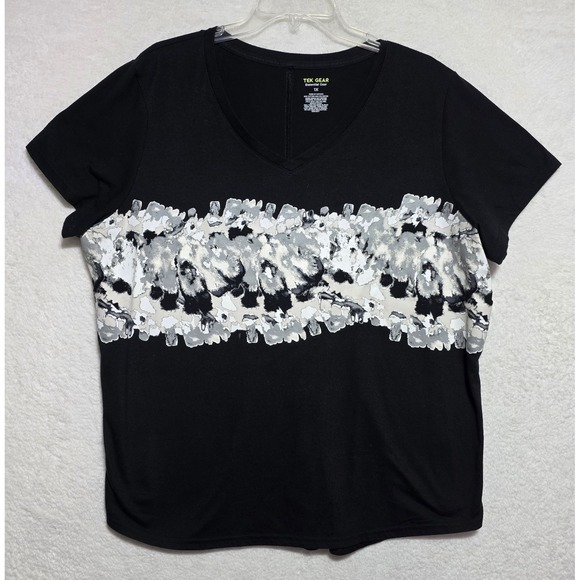 tek gear Tops - Tek Gear Essential Gear Black V-Neck Graphic Short Sleeve Tee Shirt Plus 1X